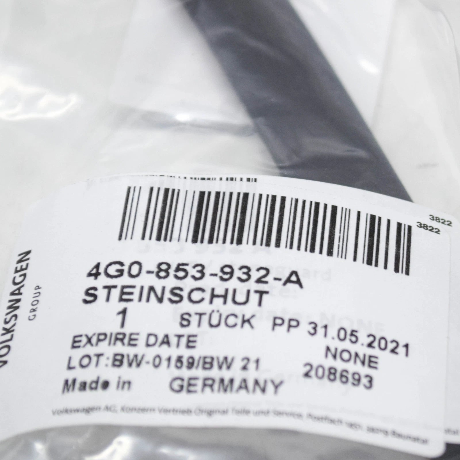 NEW AUDI A6 AVANT C7 FRONT RIGHT STONE CHIP GUARD 4G0853932A ORIGINAL