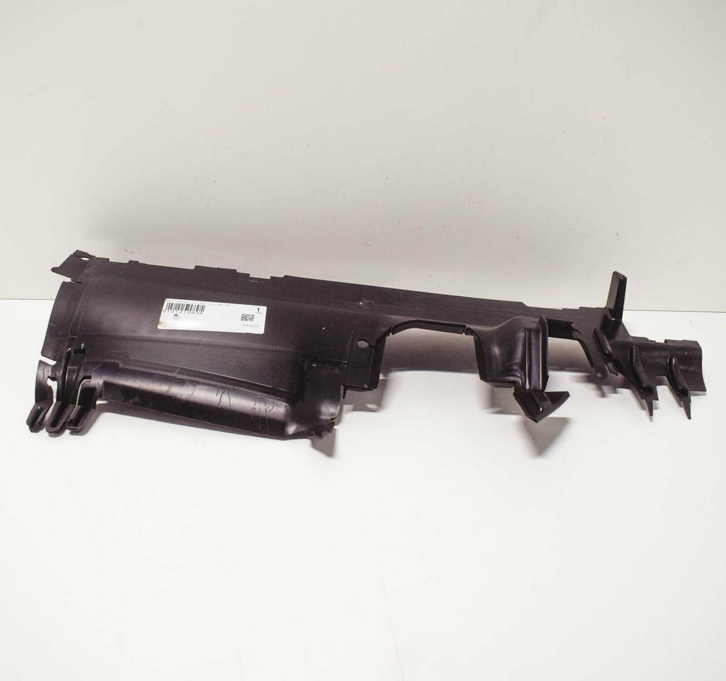 NEW VOLKSWAGEN GOLF SPORSTVAN MK7 LEFT RADIATOR AIR GUIDE 510121283A ORIGINAL