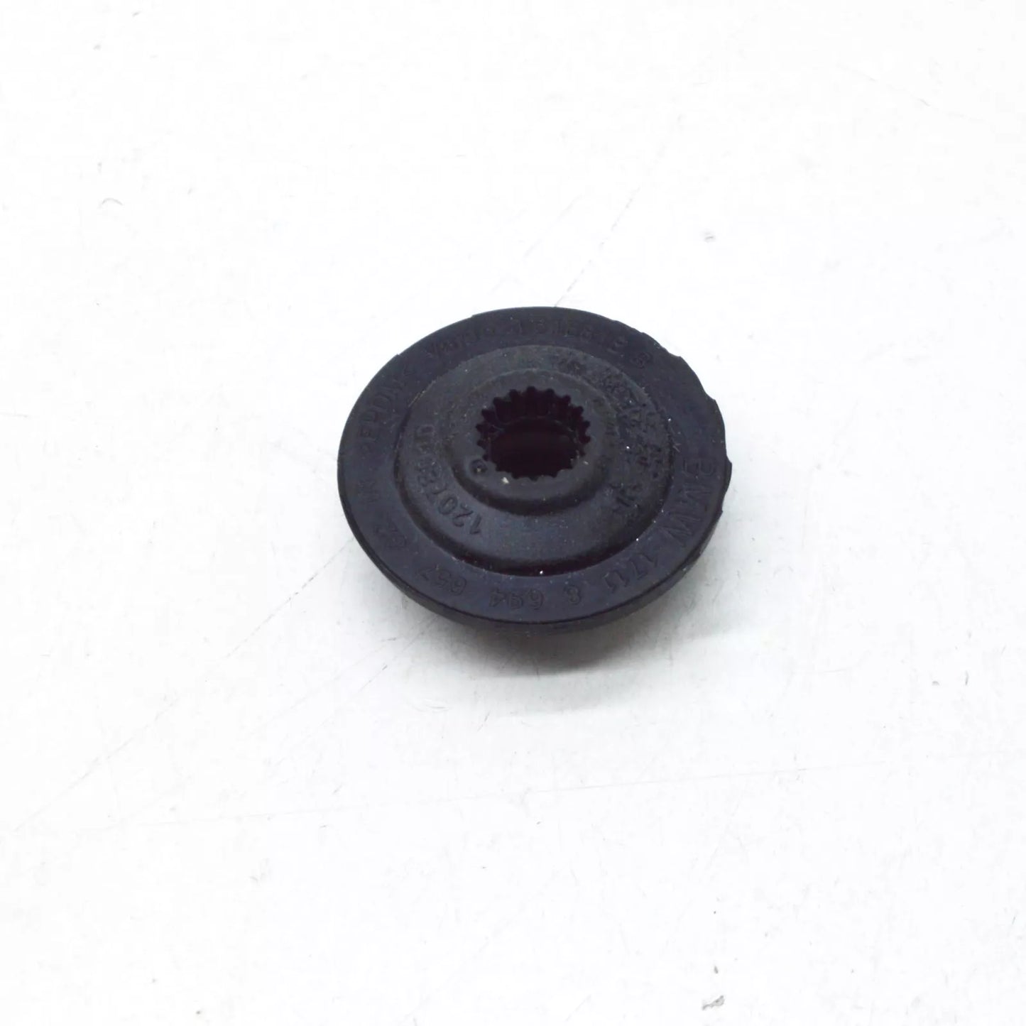 NEW BMW 3 G20 EXTERNAL RADIATOR RUBBER ELEMENT 17118694657 ORIGINAL