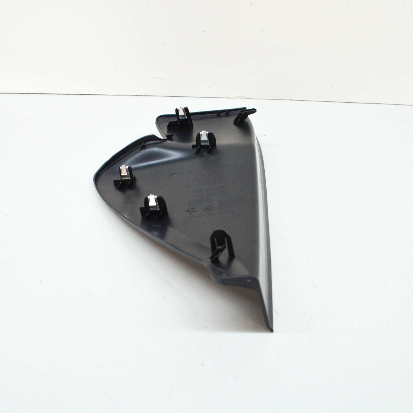 new mb a w177 front left dashboard end cover lhd a17768900009051 original