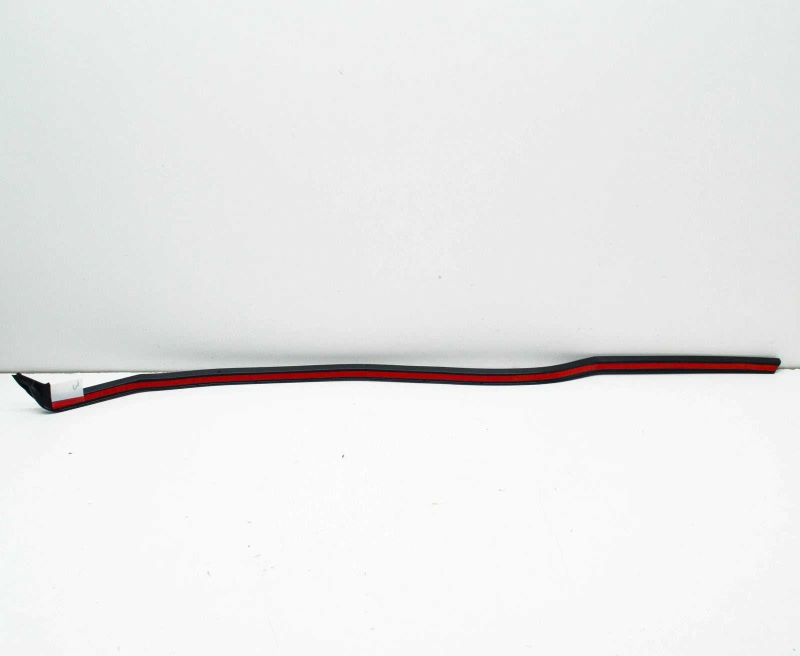 NEW BMW X6 G06 FRONT RIGHT DOOR A-PILLAR GAP SEAL 51769465618 ORIGINAL