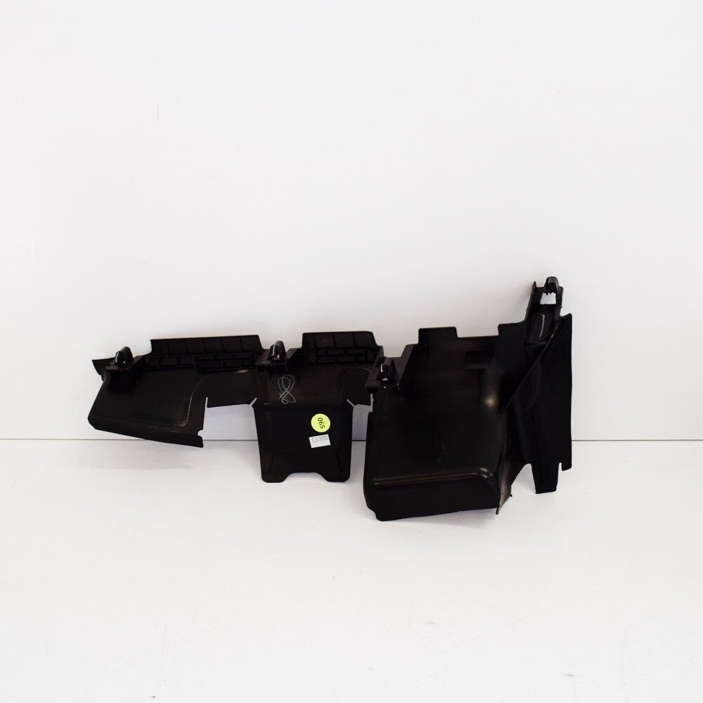 NEW VOLKSWAGEN PASSAT B8 RADIATOR RIGHT SIDE AIR DUCT 561121283A 2016 ORIGINAL