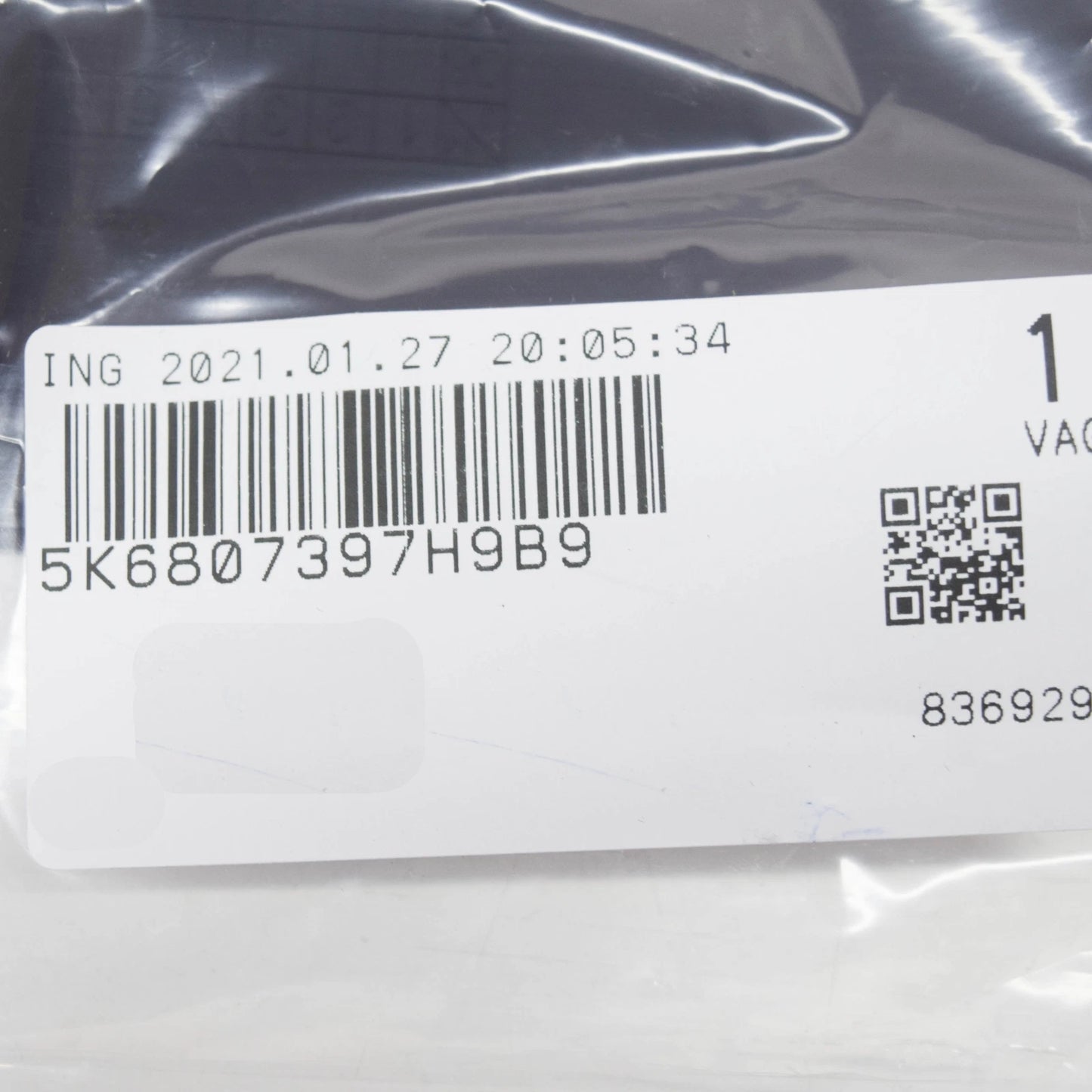 NEW VOLKSWAGEN MK6 REAR BUMPER TOW HOOK COVER 5K6807397H9B9