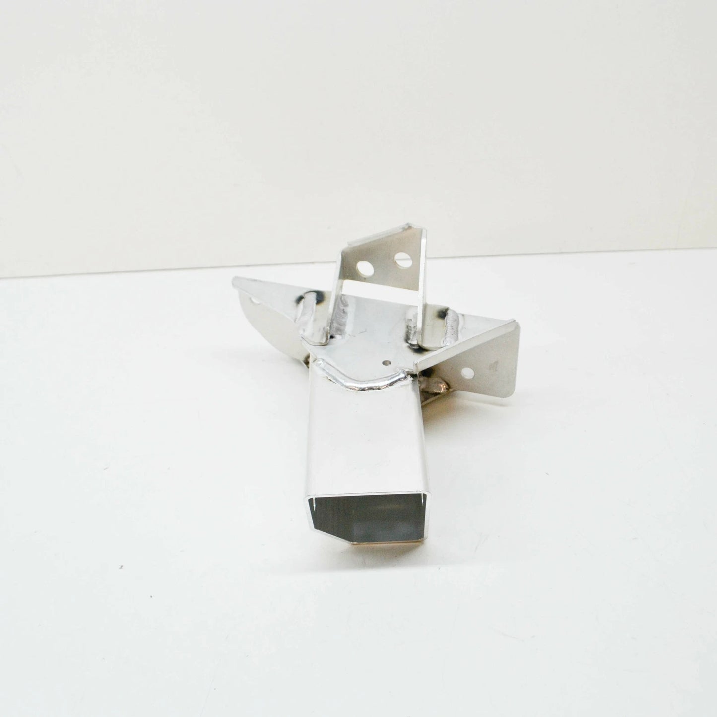 NEW AUDI R8 42 REAR BUMPER LEFT IMPACT BAR BRACKET 420807553H