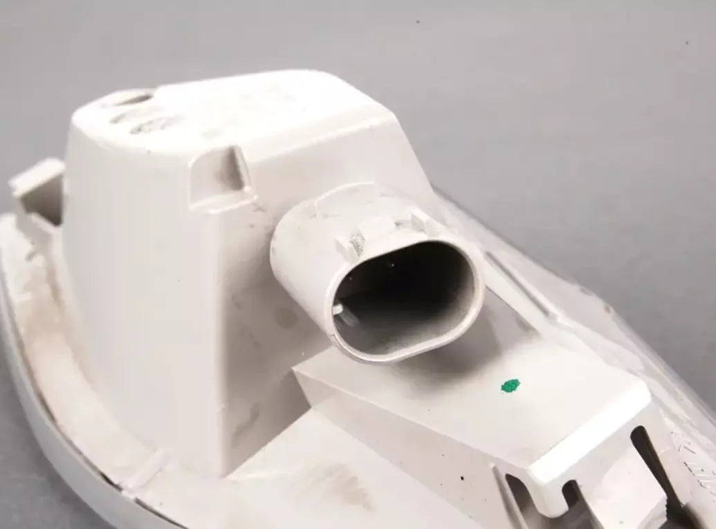 NEW BMW Z4 E89 LEFT ADDITIONAL TURN INDICATOR LAMP 63137191759 7191759 ORIGINAL