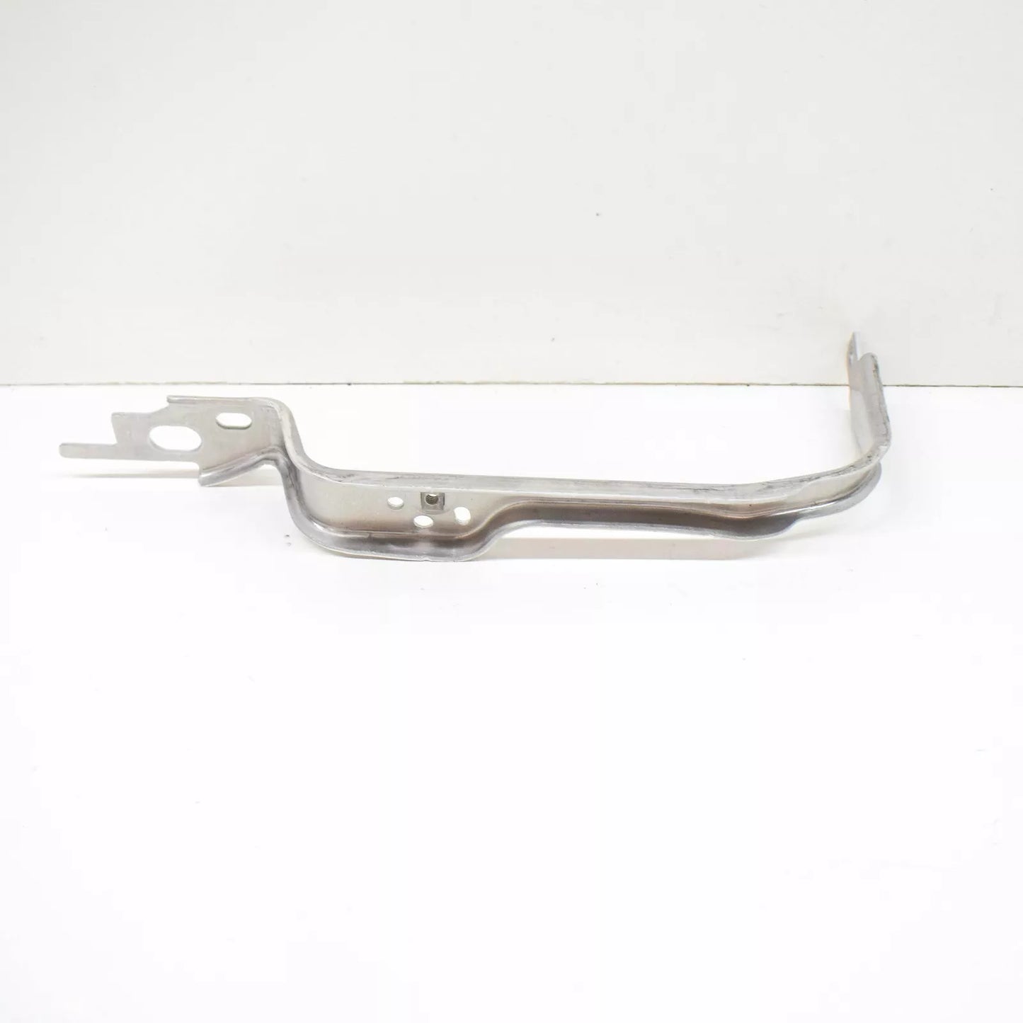 NEW AUDI A6 C8 FRONT LOWER REAR RIGHT RAIL COVER BRACKET 4K0807348B ORIGINAL