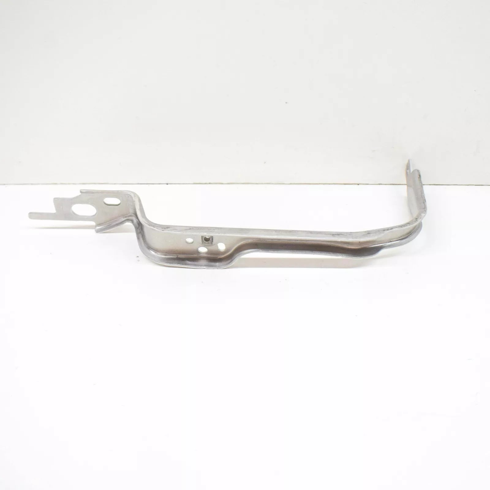 NEW AUDI A6 C8 FRONT LOWER REAR RIGHT RAIL COVER BRACKET 4K0807348B ORIGINAL