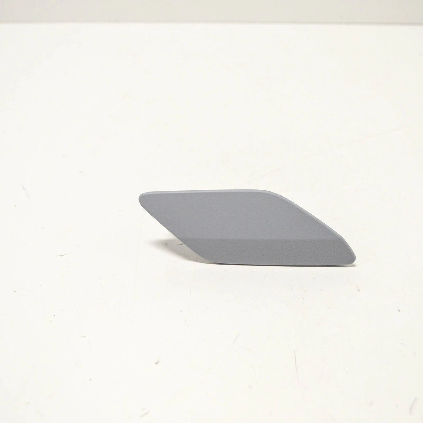 NEW VW GOLF MK7 FRONT RIGHT HEADLIGHT WASHER COVER CAP 5G0955110BGRU ORIGINAL