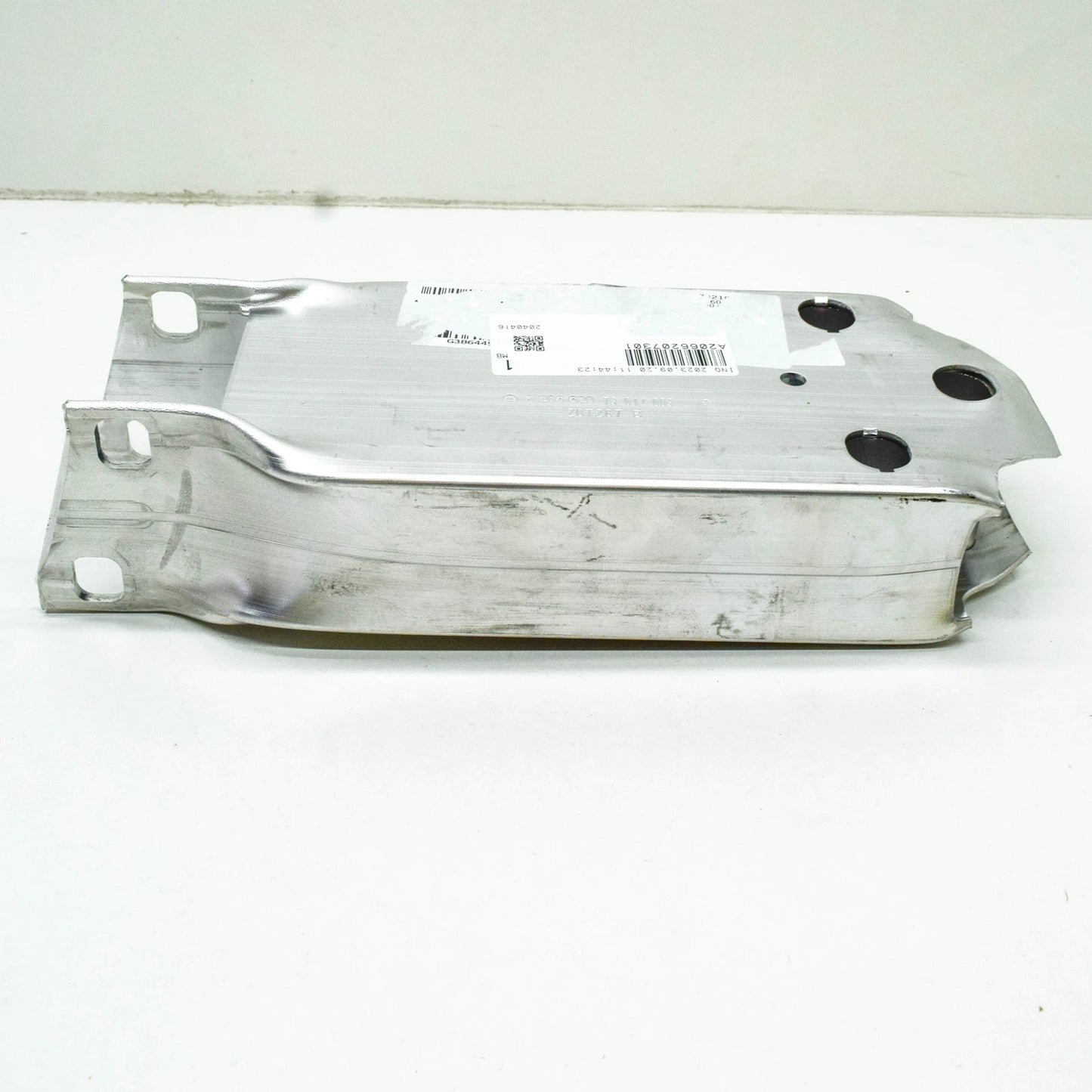 NEW MB C W206 FRONT BUMPER REINFORCEMENT LEFT EXTENSION A2066207301 ORIGINAL