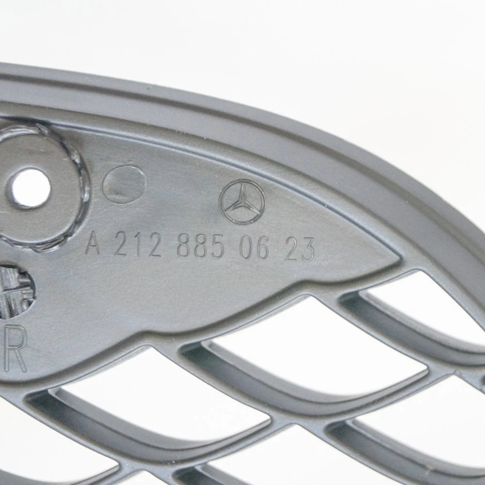 NEW MERCEDES-BENZ E-CLASS W212 FRONT BUMPER RIGHT GRILL A2128850623 2015