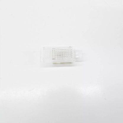 NEW AUDI A4 B7 LUGGAGE COMPARTMENT INTERIOR LIGHT 8E0947101 ORIGINAL