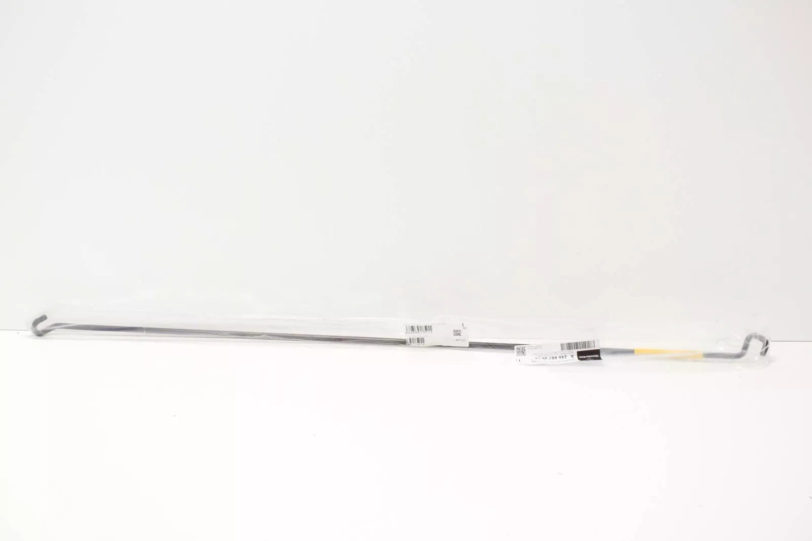 NEW MERCEDES BENZ B W246 FRONT BONNET HOOD SUPPORT A2468870072