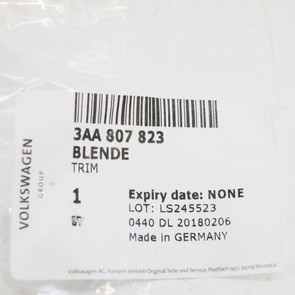 NEW VOLKSWAGEN PASSAT B7 FRONT LEFT WHEEL ARCH TRIM 3AA807823 2014 ORIGINAL