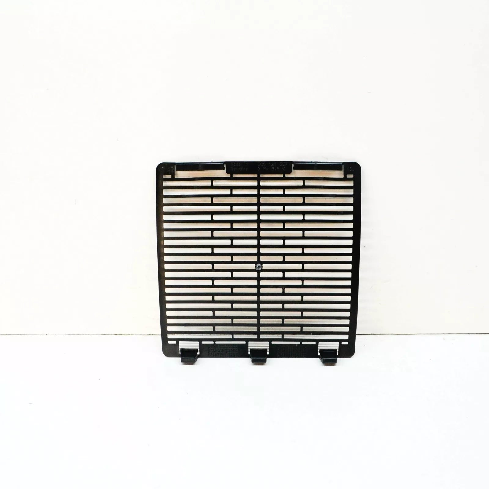 NEW AUDI A3 CABRIO 8V AUXILIARY RADIATOR LEFT PROTECT GRILLE 5Q0121557A
