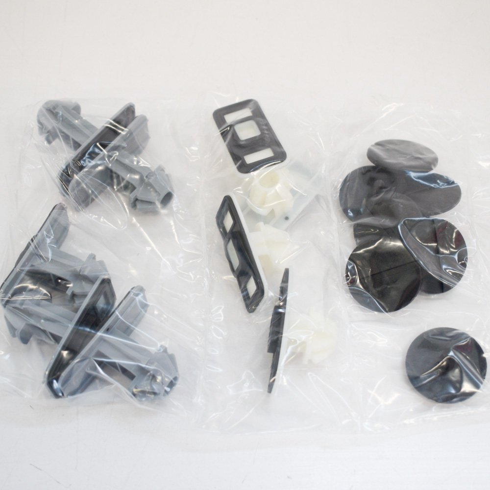 NEW AUDI A6 4G2, C7, 4GC ROCKER PANEL MOLDING HARDWARE KIT 4G0898909C ORIGINAL