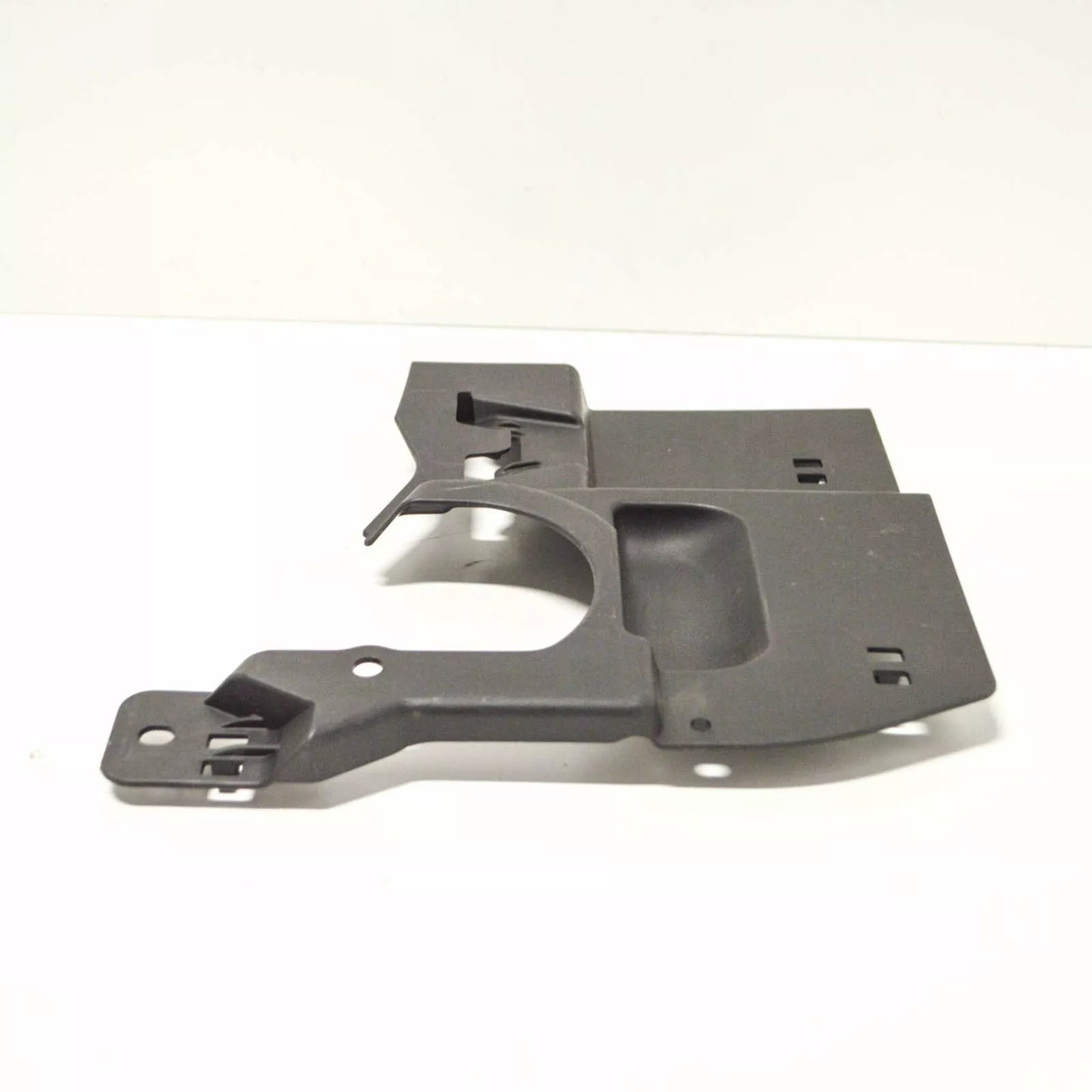 NEW AUDI A3 8V FRONT LEFT UNDERCOVER PANEL 8V0825271