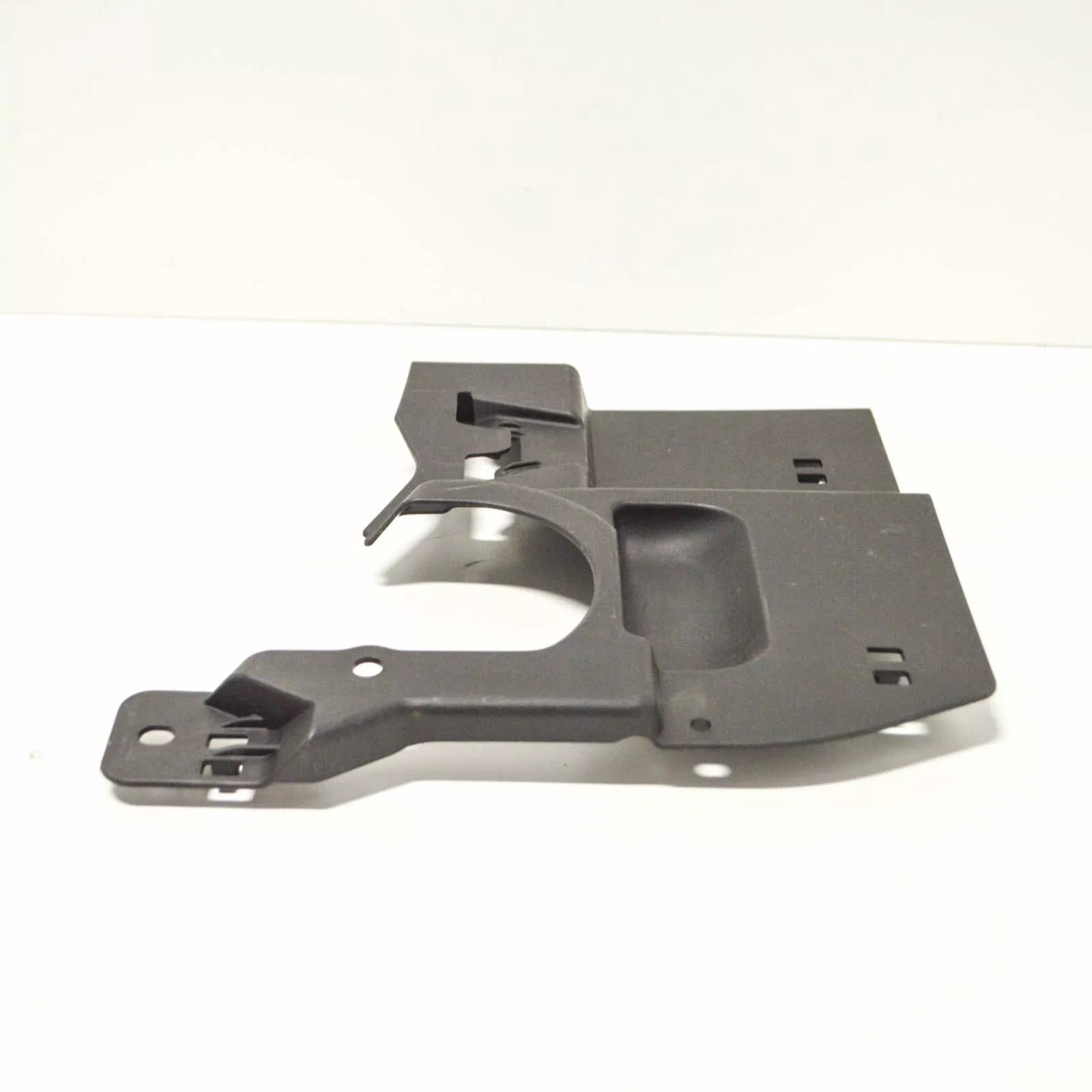 NEW AUDI A3 8V FRONT LEFT UNDERCOVER PANEL 8V0825271