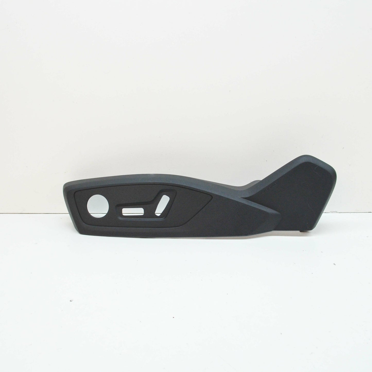 NEW AUDI A6 C8 FRONT LEFT OUTER SEAT FRAME TRIM PANEL 4K0881325BDS2 ORIGINAL