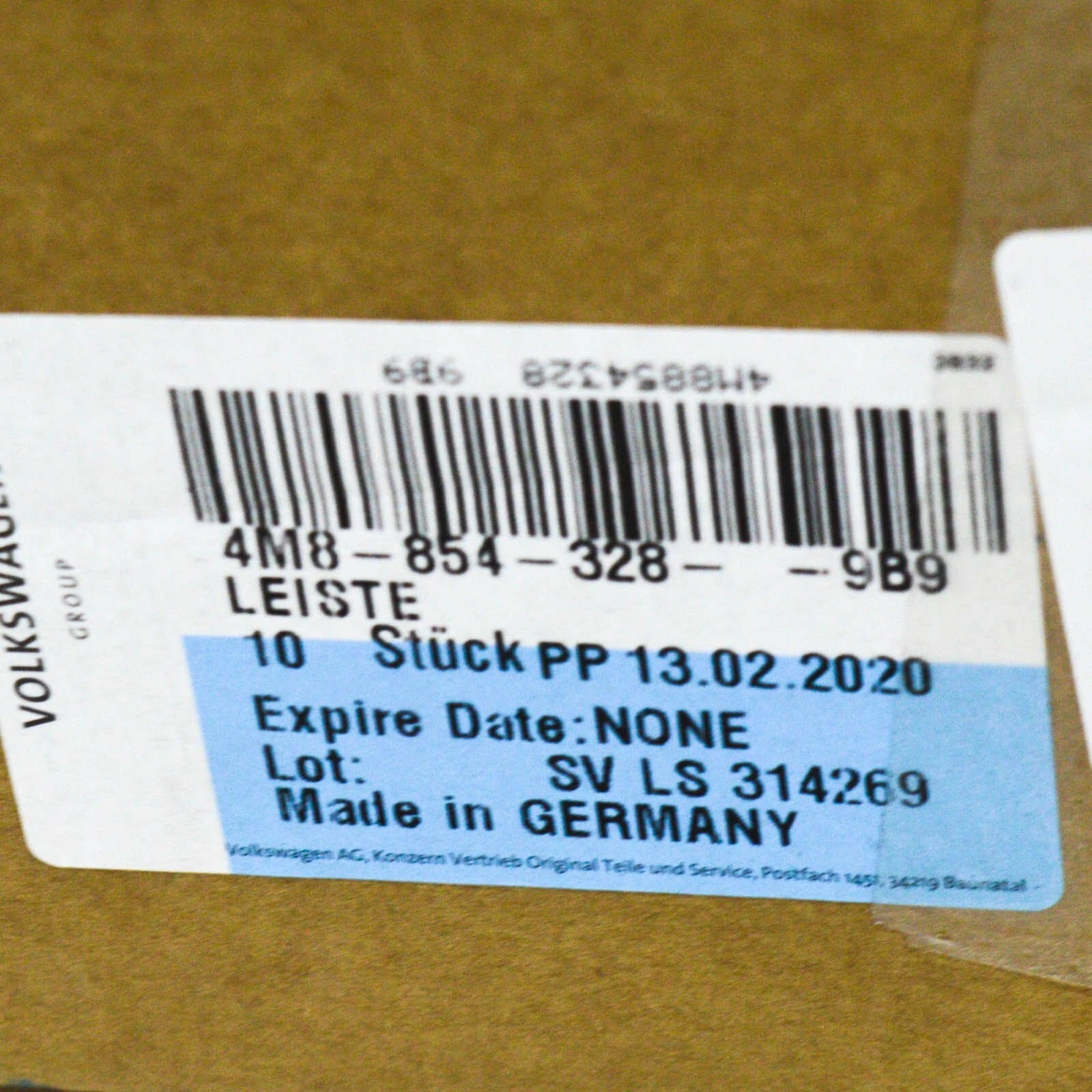 NEW AUDI Q8 WINDSHIELD RIGHT VERTICAL TRIM MOLDING 4M88543289B9