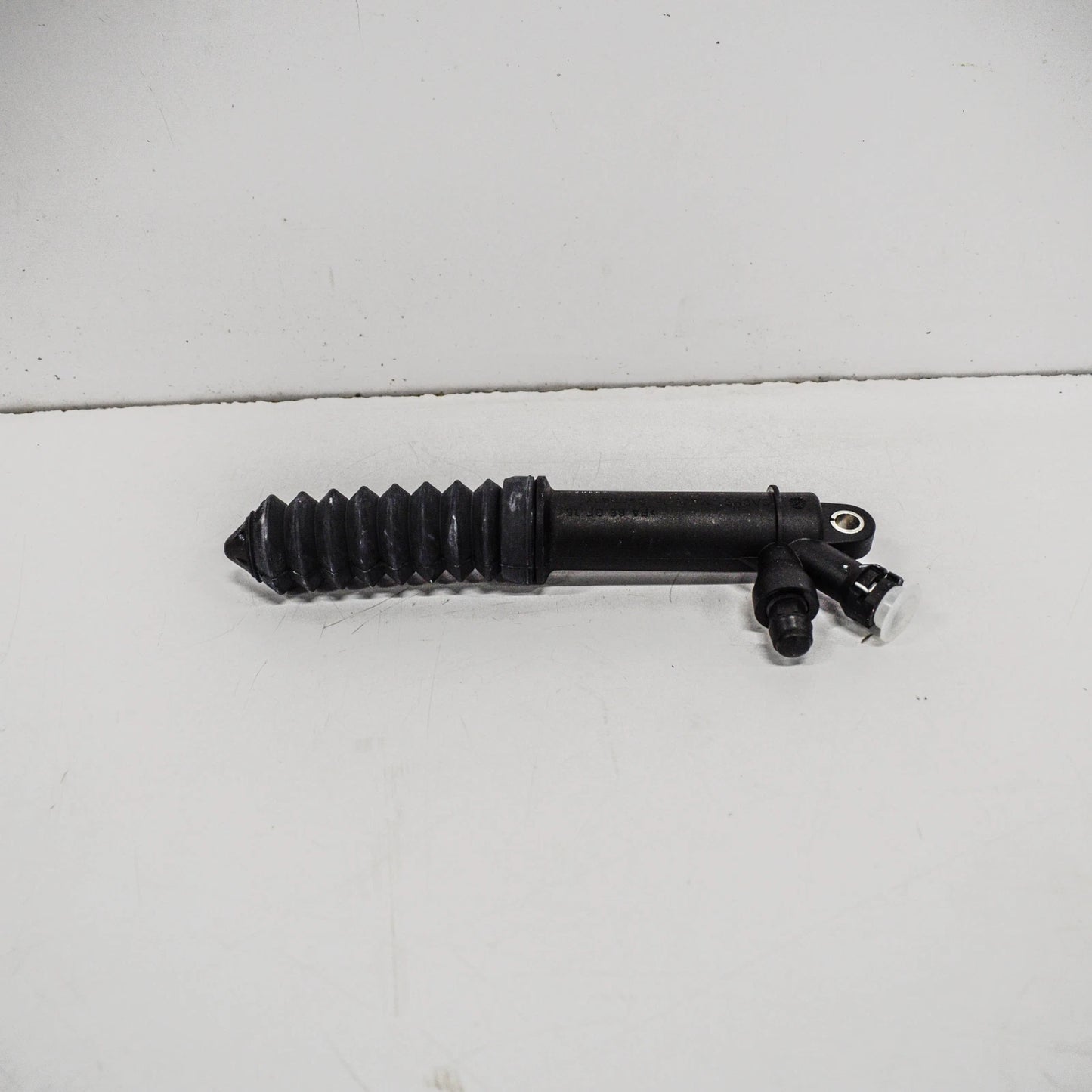 NEW AUDI Q5 8R CLUTCH SLAVE CYLINDER 8K0721257A ORIGINAL