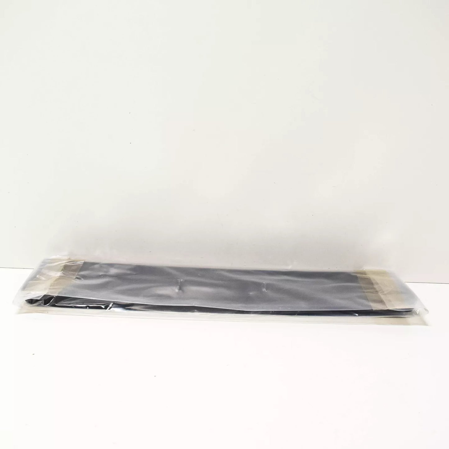 NEW BMW 1 F20 FRONT BUMPER LICENSE PLATE HOLDER 51137383756 7383756 2015