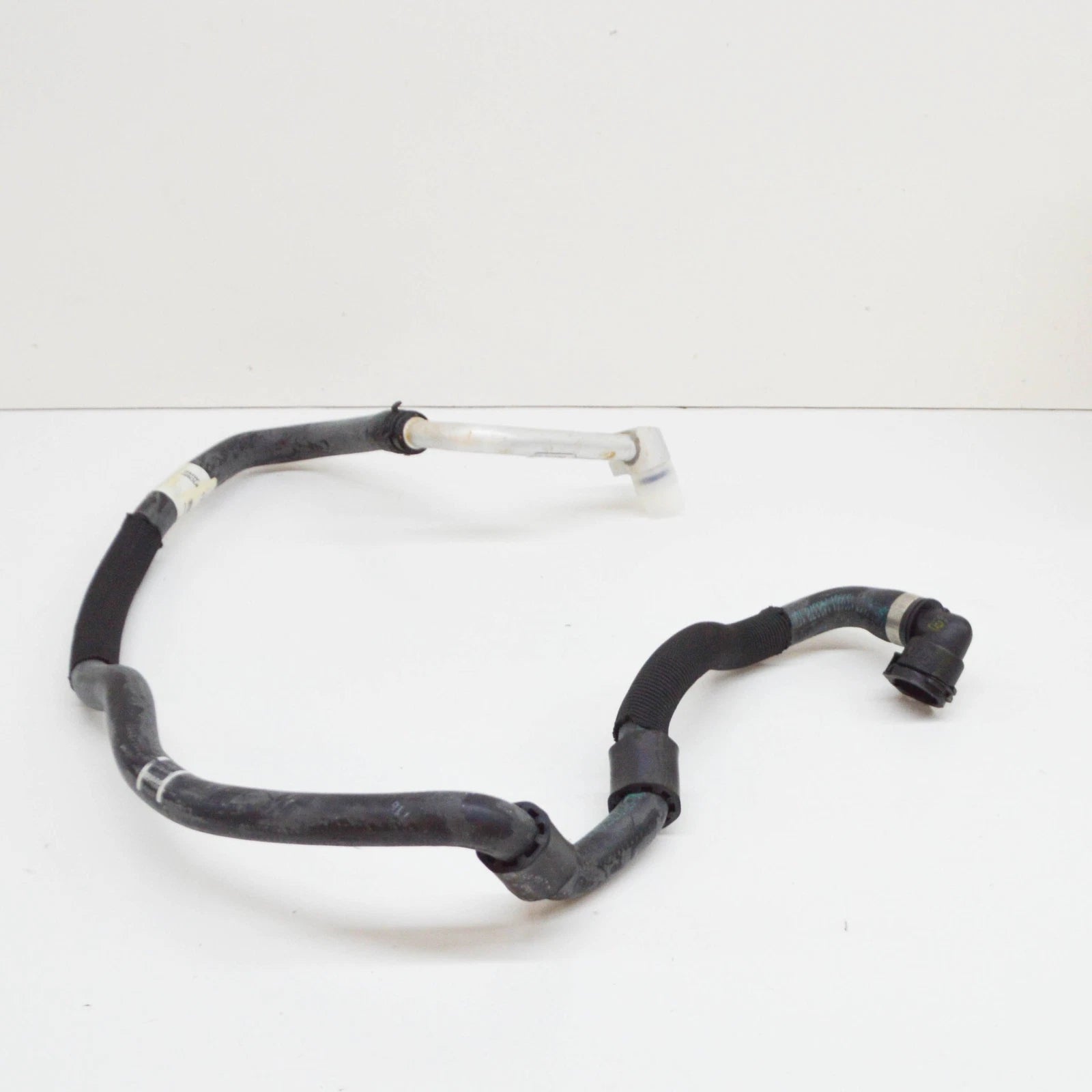NEW BMW 5 F10 ENGINE COOLANT HOSE 17127639460 7639460 ORIGINAL