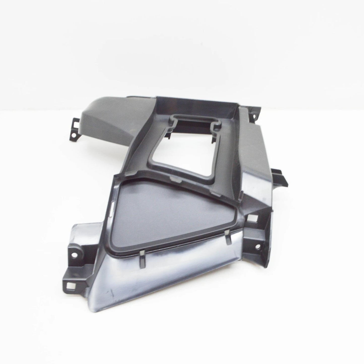 NEW AUDI A7 SPORTBACK 4K8 FRONT RIGHT AIR GUIDE PART 4K8121764D 2019 ORIGINAL