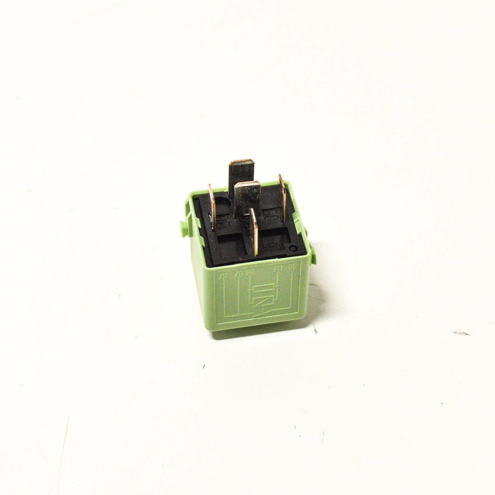 new bmw cmsp e23 e24 e28 relay make contact white green 8373700 61368373700