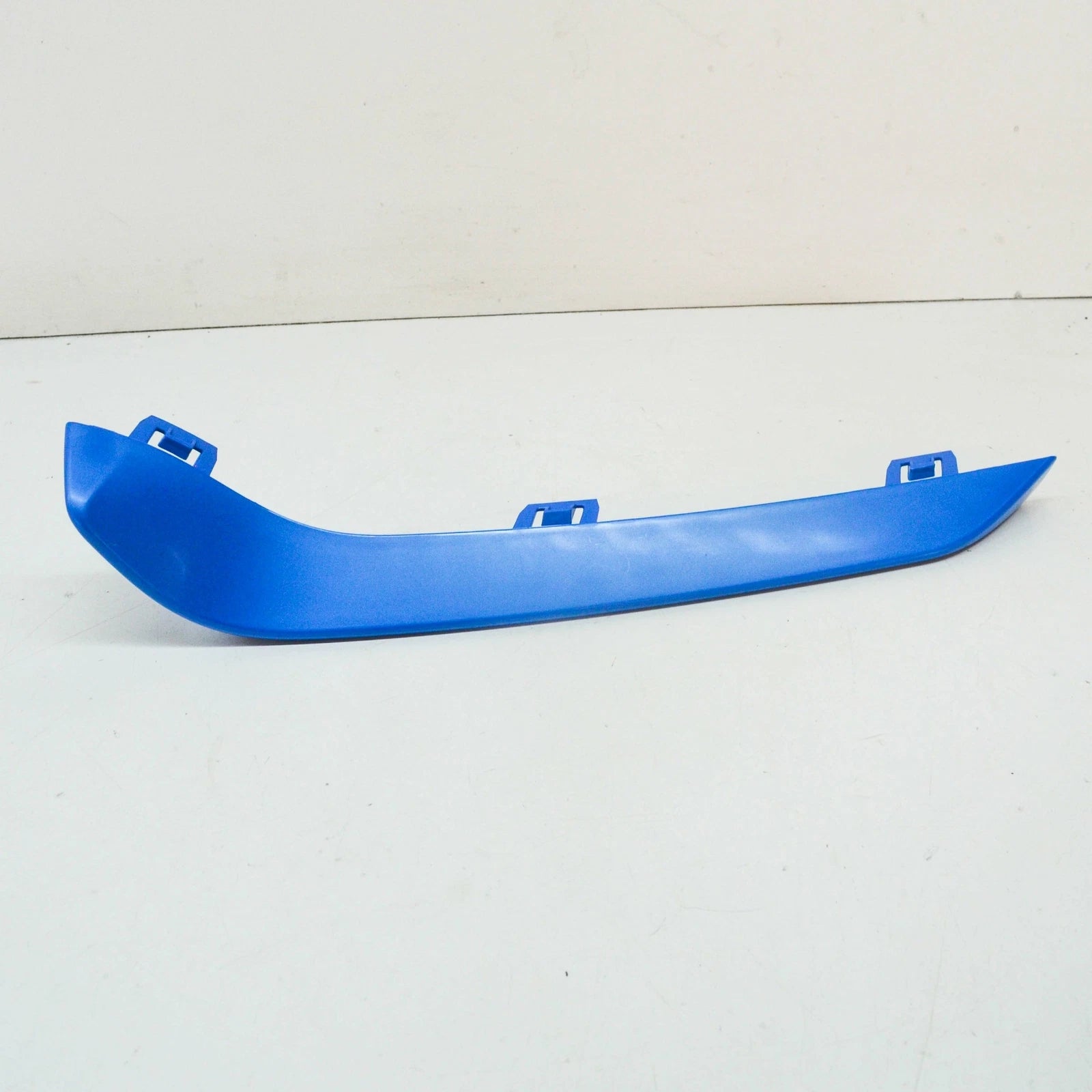 NEW BMW I3 I01 FRONT BUMPER LEFT TRIM BLUE 51117491119 ORIGINAL