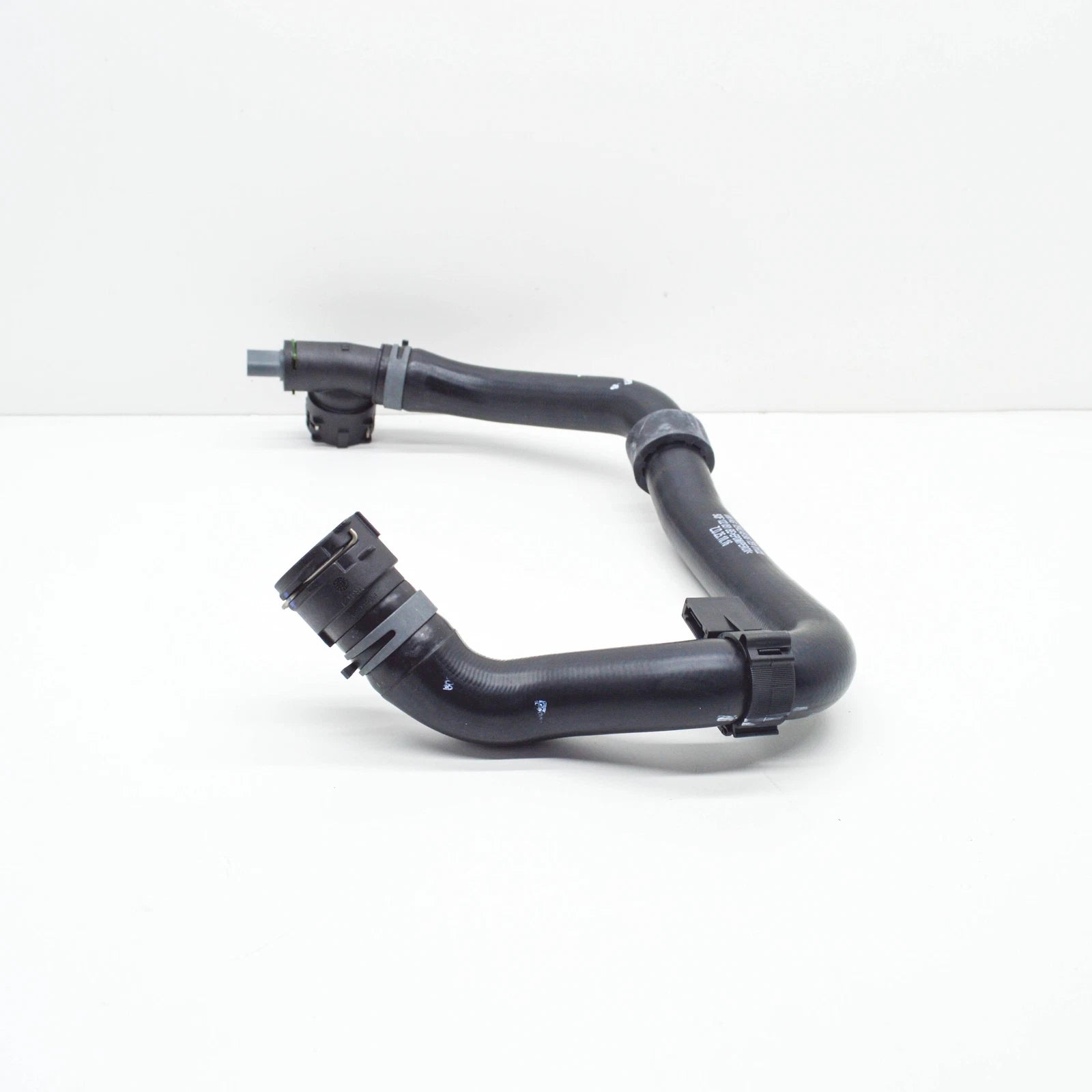 NEW VW TIGUAN AD COOLANT HOSE WITH QUICK RELEASE COUPLING 5QF122051BE