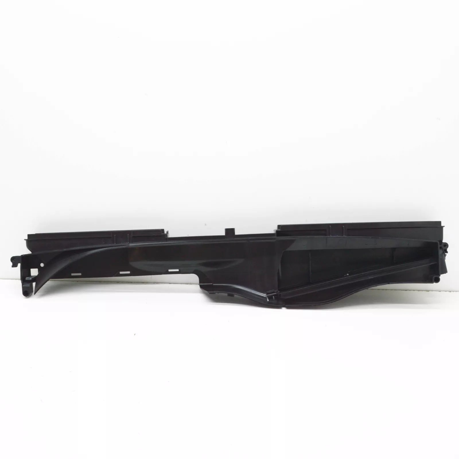 NEW VOLKSWAGEN TIGUAN 5N LOWER AIR GUIDE DUCT 5QM129254