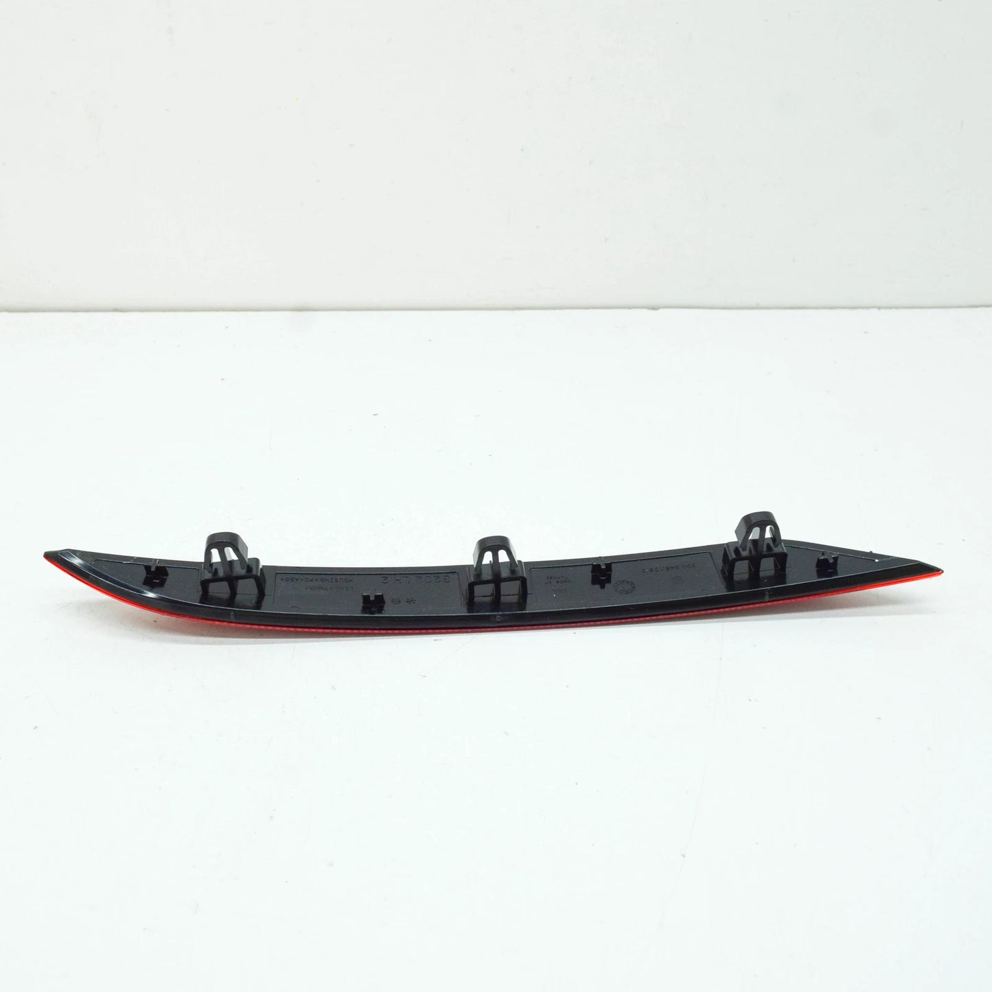 NEW VOLKSWAGEN GOLF MK7 REAR LEFT BUMPER REFLECTOR 5G0945105C ORIGINAL