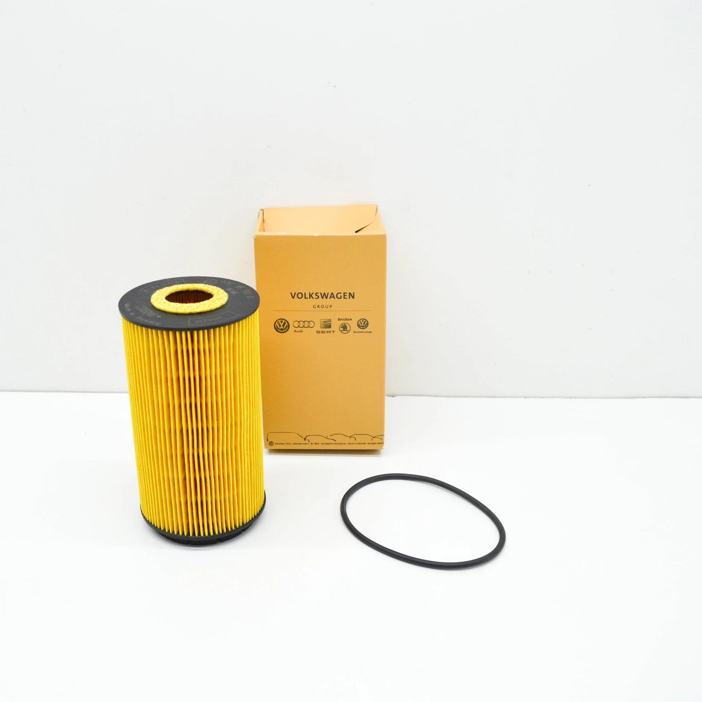 NEW VOLKSWAGEN PHAETON 3D ENGINE OIL FILTER 07C115562E