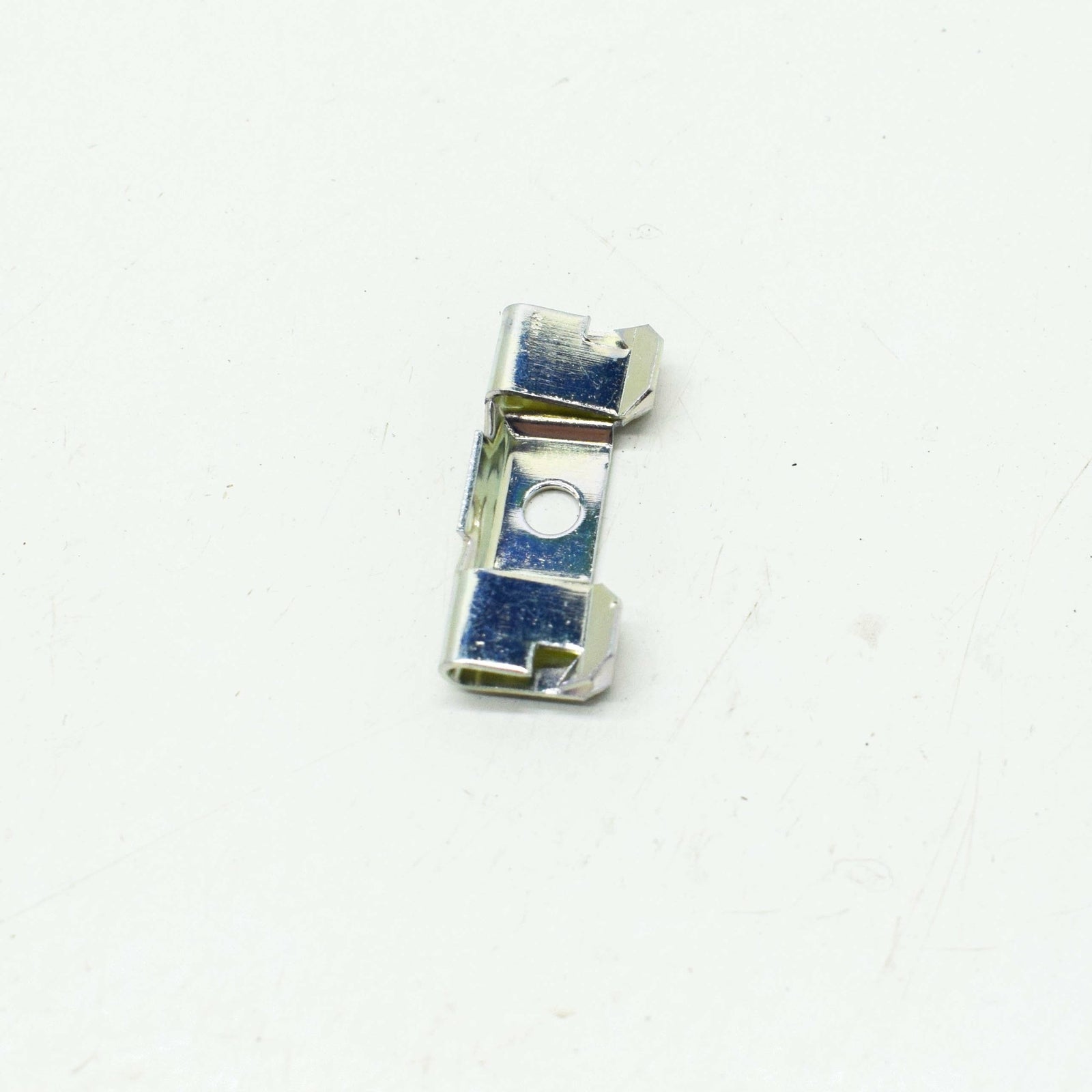 new mb sl r107 front windshield turn retainer fastener a1079881578 original