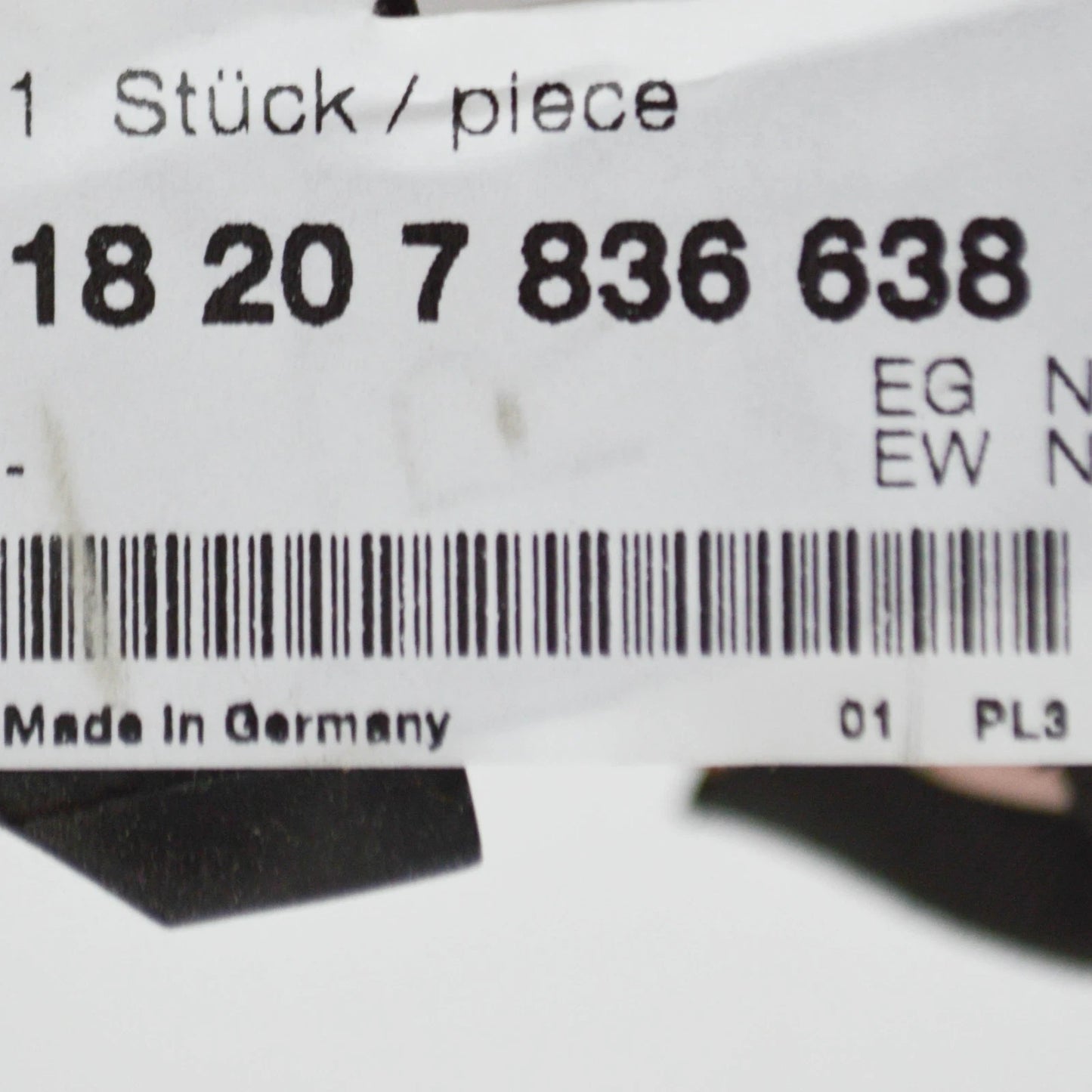 NEW BMW Z4 E85 RIGHT EXHAUST SYSTEM RUBBER MOUNTING 18207836638 7836638 ORIGINAL