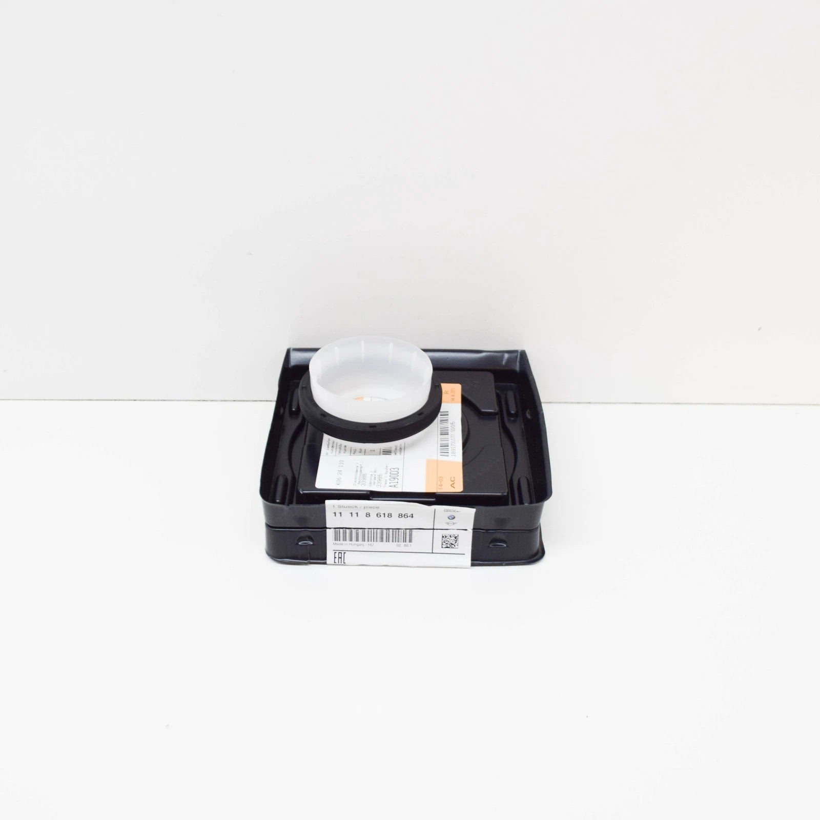 NEW BMW 1 F20 FRONT ENGINE CRANKSHAFT SEAL 8618864 11118618864 ORIGINAL