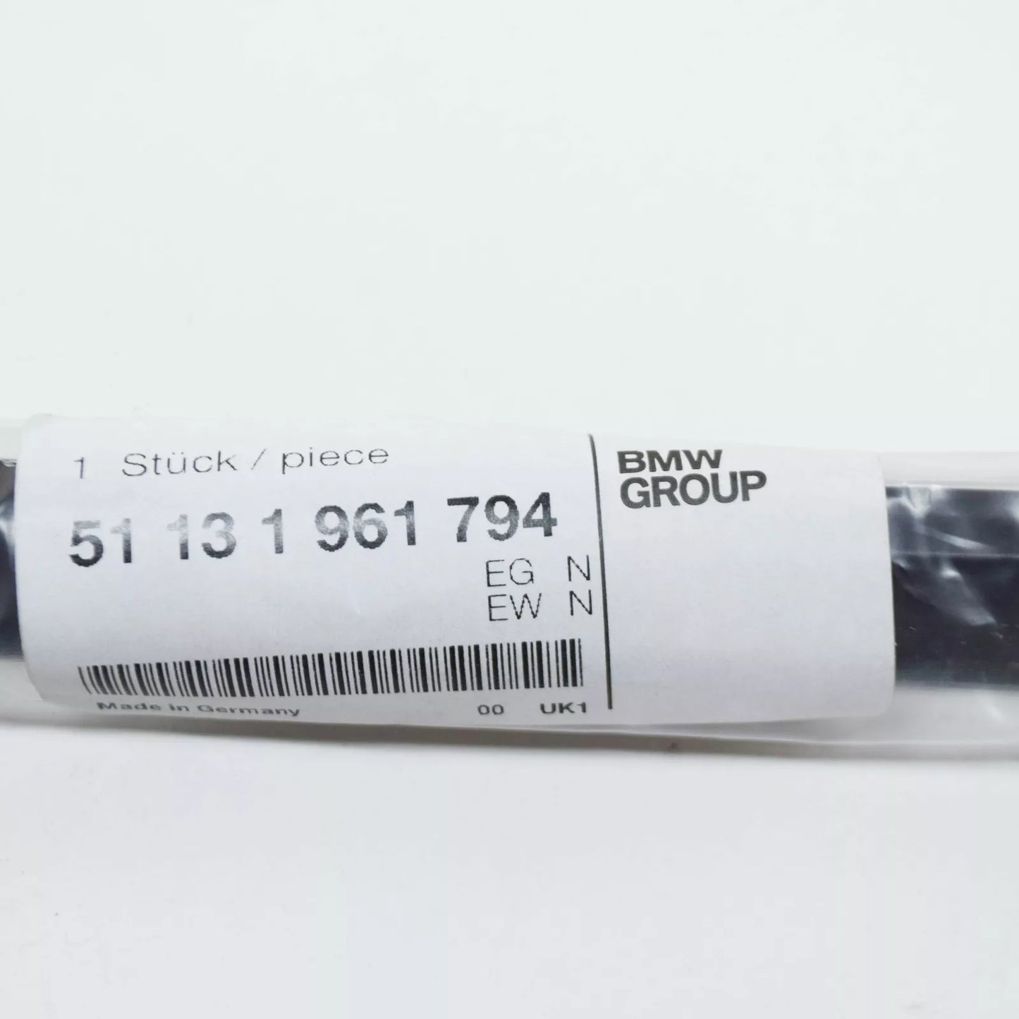 NEW BMW 3 CONVERTIBLE E30 RIGHT SIDE WINDOW MOLDING 51131961794 ORIGINAL