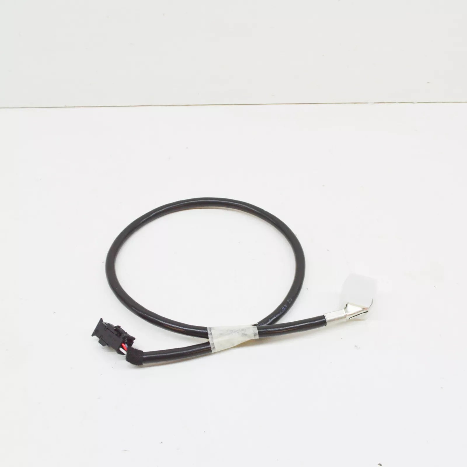 NEW BMW 5 E39 CD CHANGER CABLE 8364756 65128364756 ORIGINAL