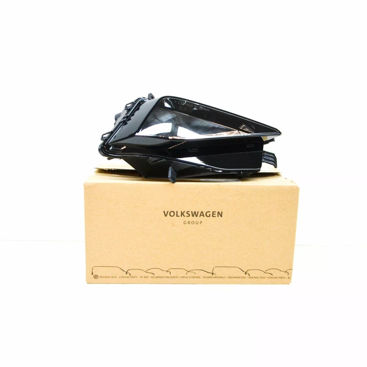 NEW VW GOLF SPORTSVAN MK7 5G FRONT RIGHT FOG LIGHT 510941662E