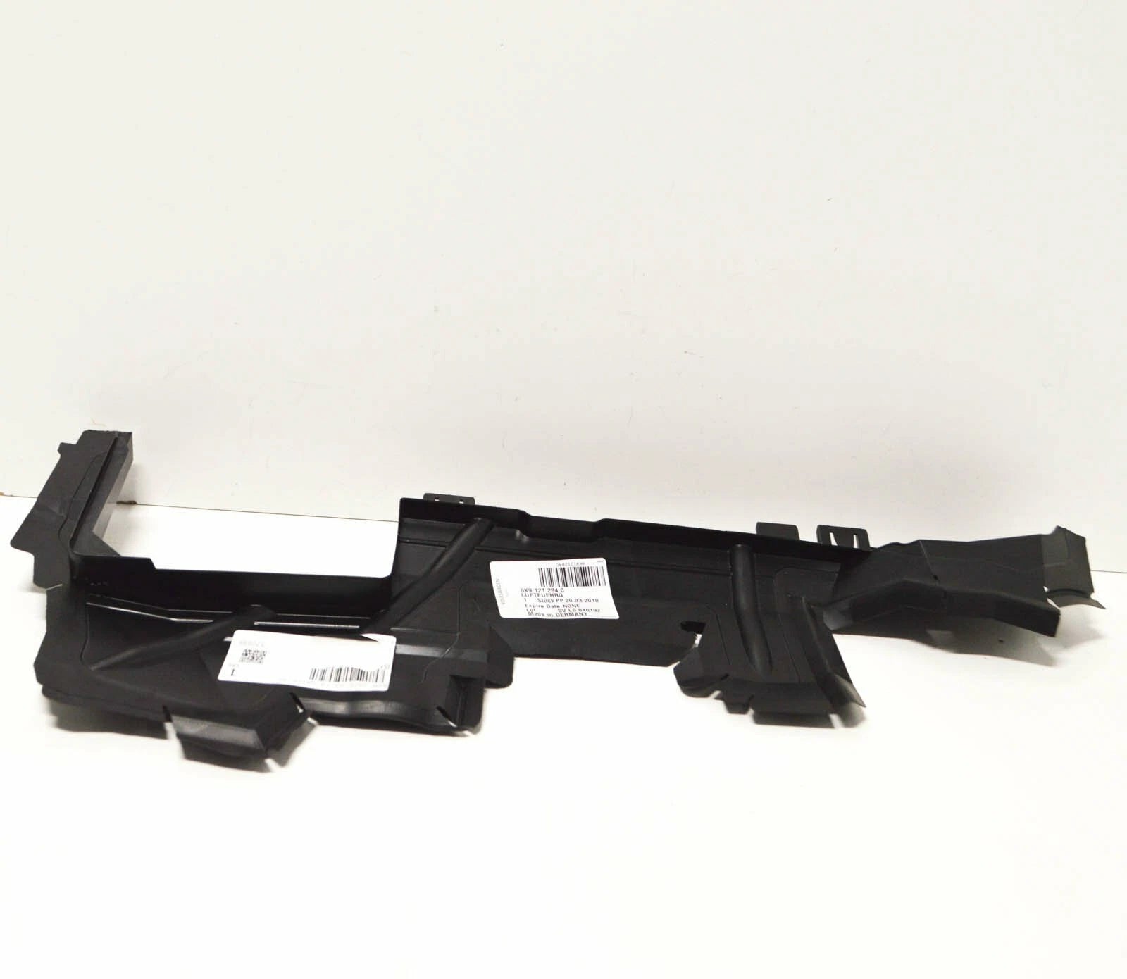 NEW AUDI A4 ALLROAD B8 RIGHT RADIATOR AIR GUIDE 8K9121284C