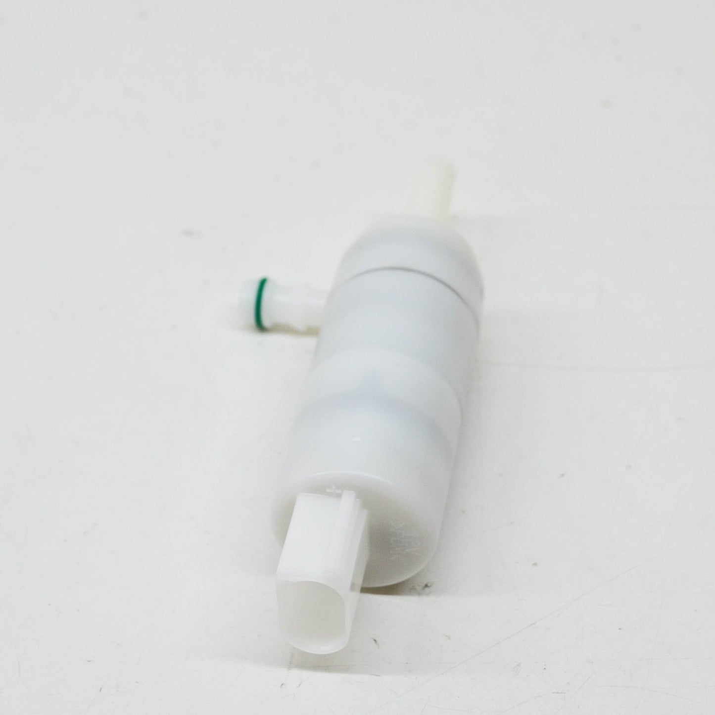 NEW MERCEDES-BENZ ML W163 HEADLAMP WASHER PUMP A2108691121 ORIGINAL