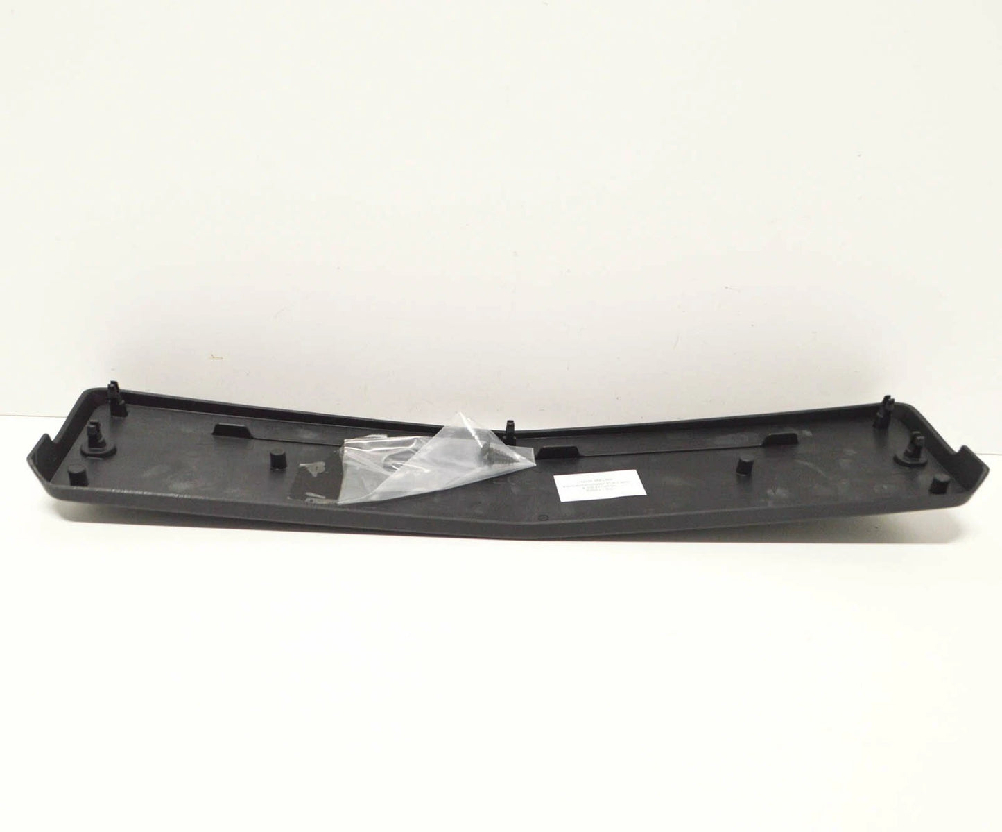 NEW MERCEDES-BENZ C-CLASS W205 LICENSE PLATE HOLDER A2058803302 ORIGINAL