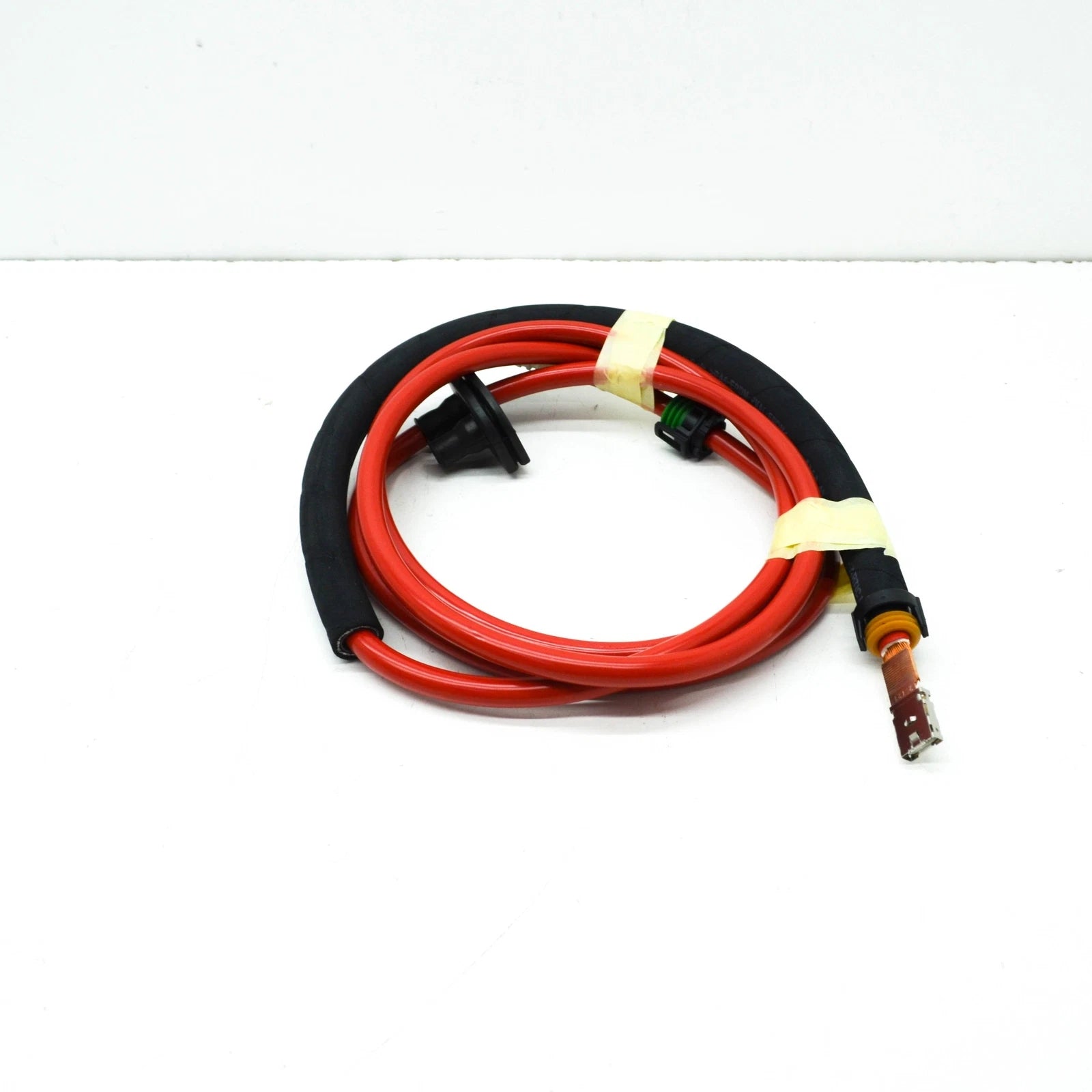 NEW BMW M5 F90 EPS SUPPLY BATTERY VOLTAGE LINE 61116841465 ORIGINAL