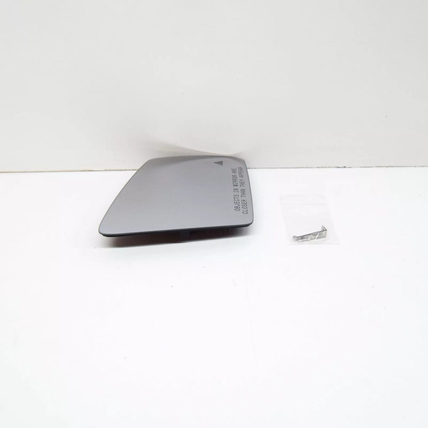 NEW MERCEDES BENZ GLS X166 FRONT RIGHT DOOR MIRROR GLASS A1668101419