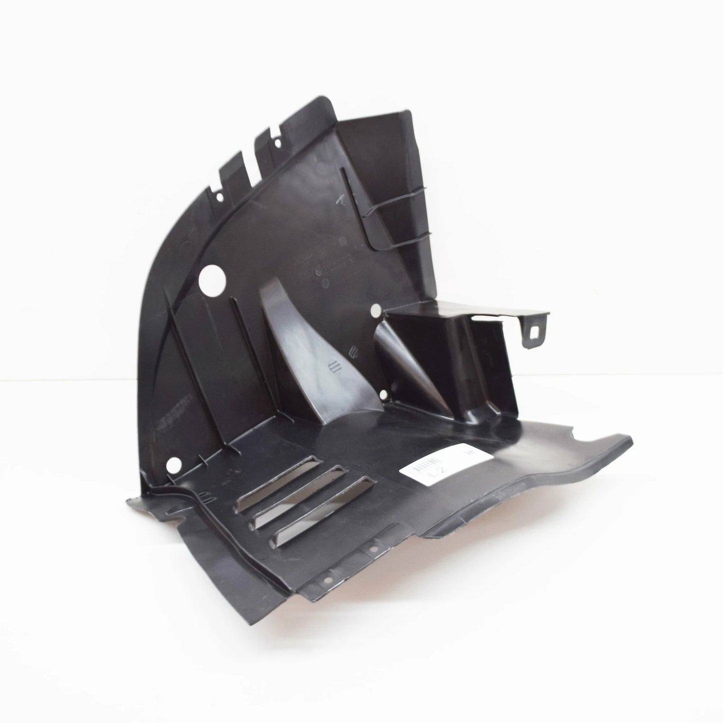 NEW MERCEDES-BENZ C-CLASS W202 FENDER FRONT LEFT LINER A2026982730