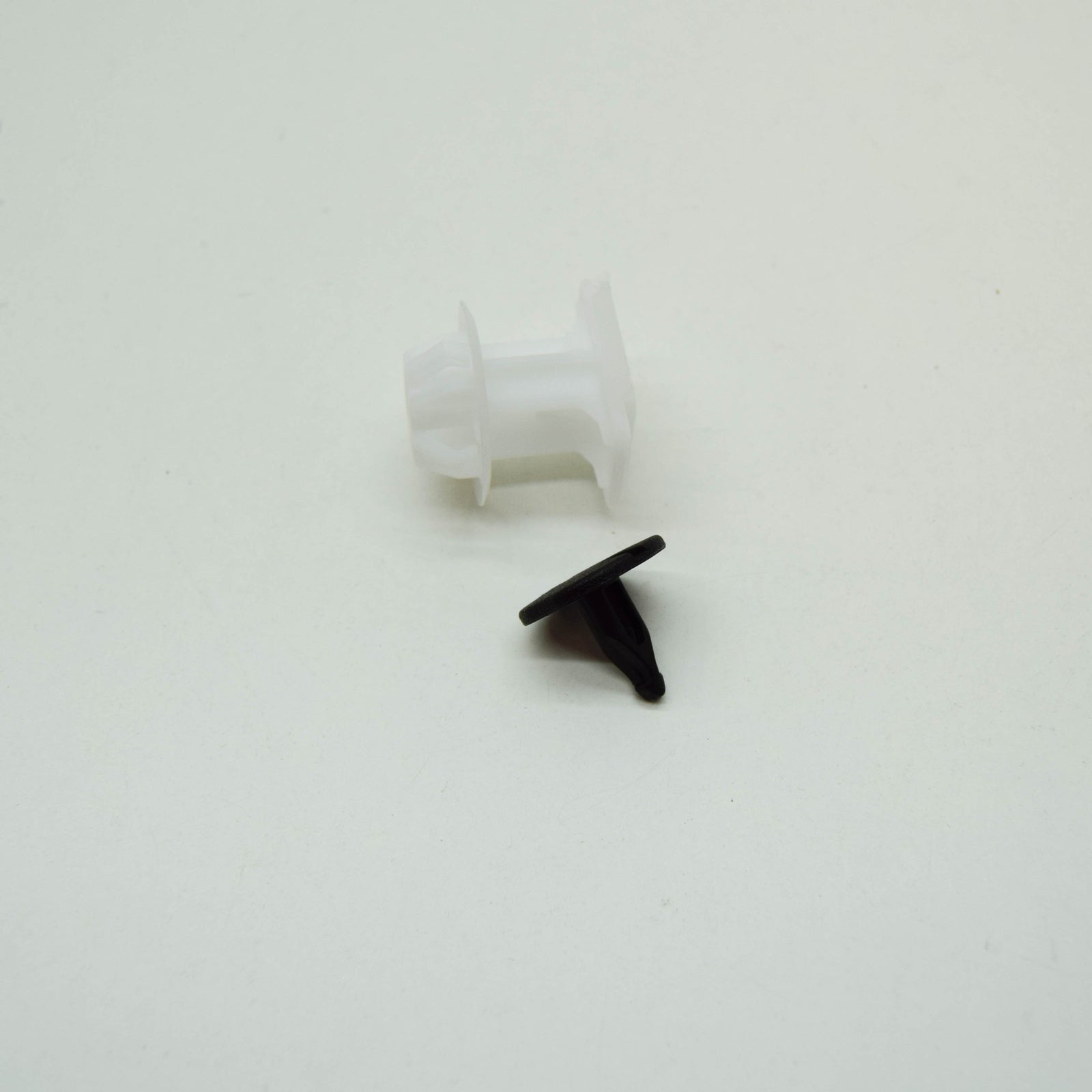 new ford focus mk4 c519 body side trim retainer 2397663 jx7b-286a14-ab original