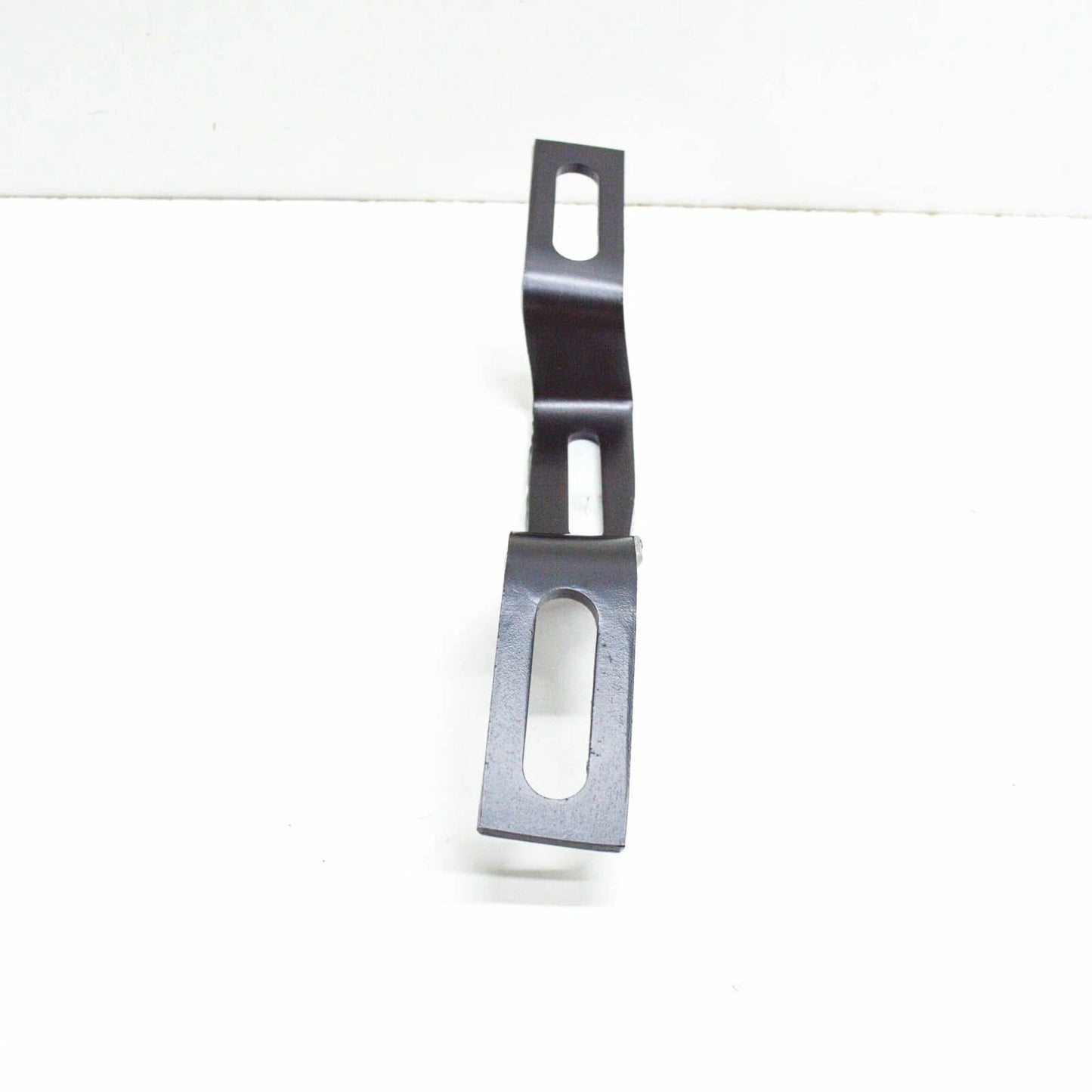 NEW MERCEDES-BENZ SL R107 FRONT BUMPER LEFT BRACKET A1078850940