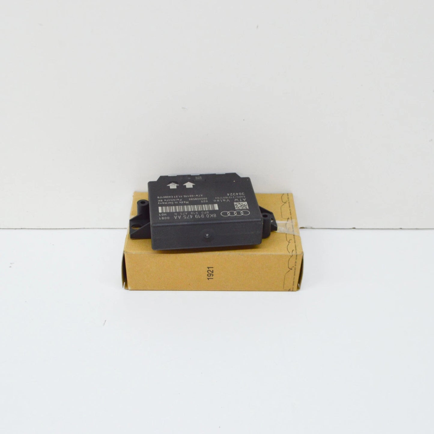 NEW AUDI A4 B8 PDC PARKING AID CONTROL UNIT 8K0919475AA ORIGINAL