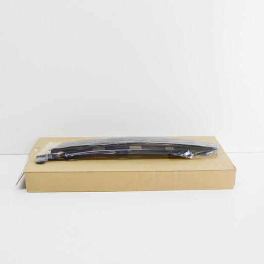 new ford mondeo mk4 front right door b-pillar moulding 1718439 original