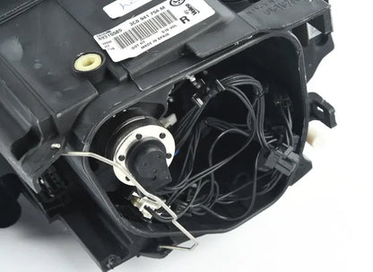 NEW VOLKSWAGEN PASSAT B6 FRONT RIGHT HEADLIGHT LHD USA 3C0941754M ORIGINAL